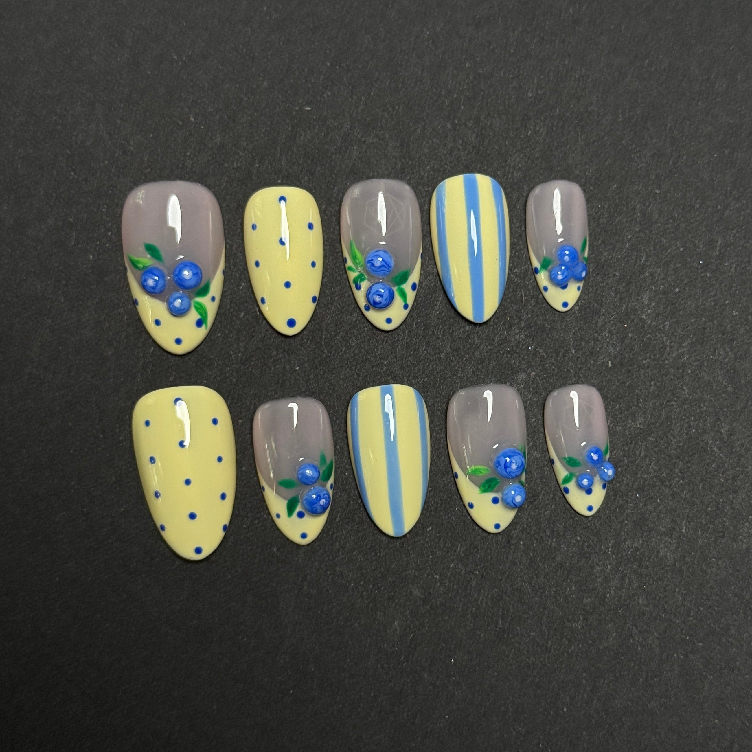 Dainty Dot