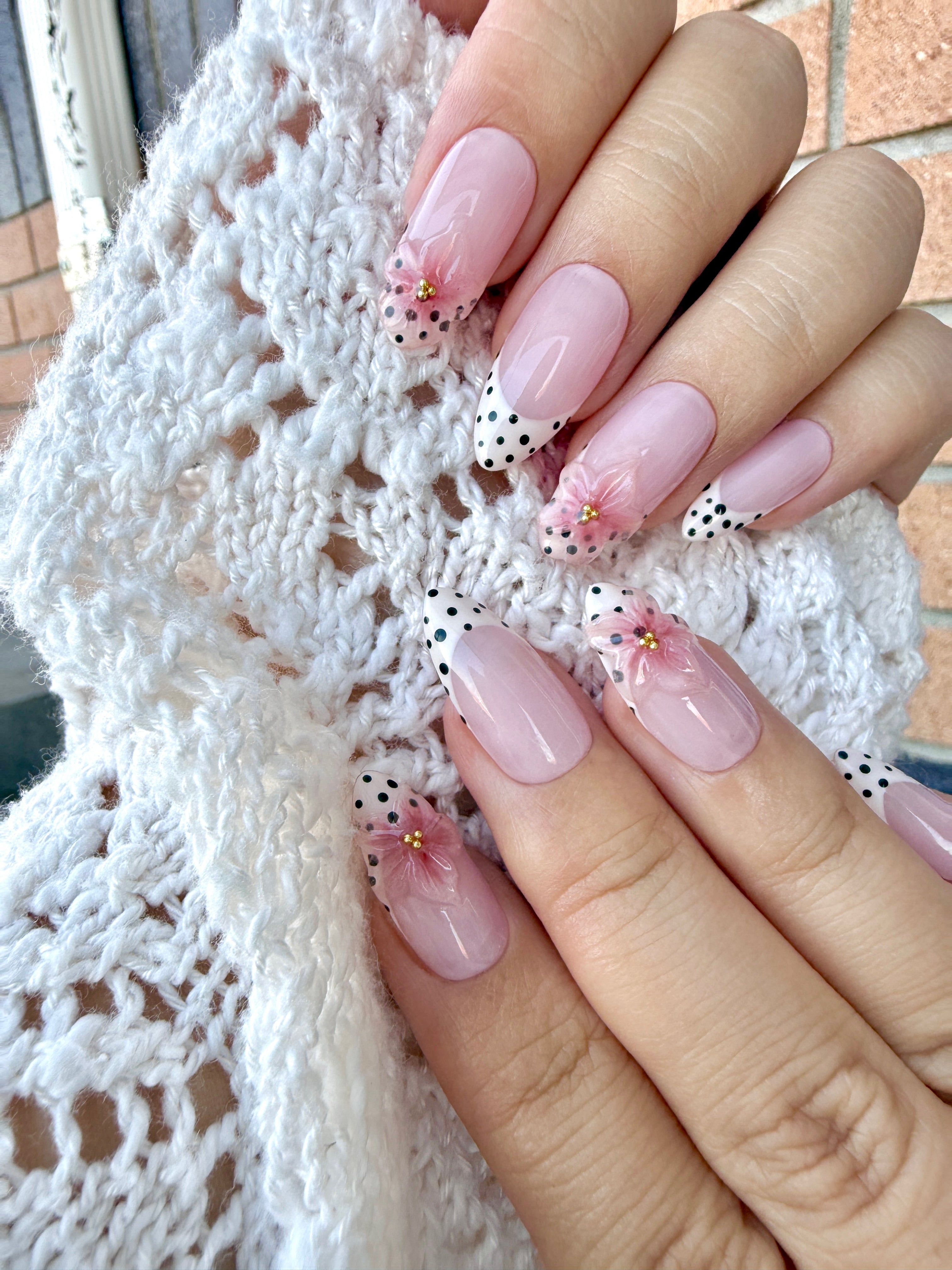 Dotted Petal